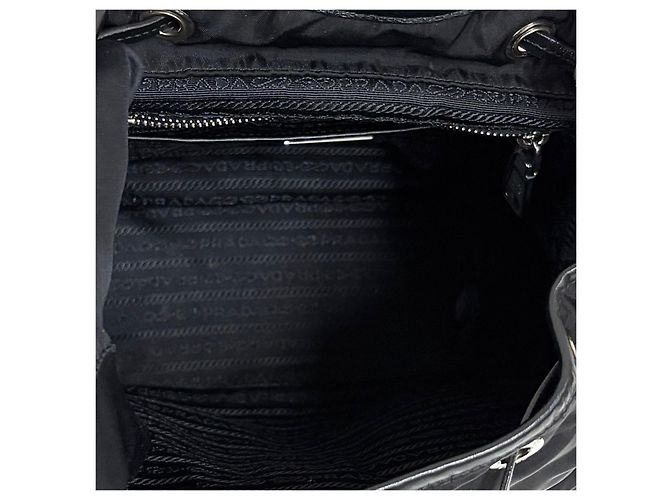 Prada Mochila de nailon con logotipo triangular Small Black - vista 9