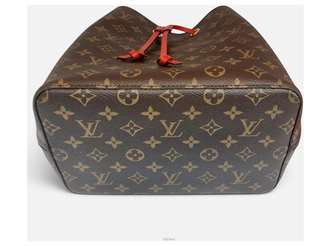 Louis Vuitton Borsa a tracolla NeoNoé MM Bucket Bag - vista 5