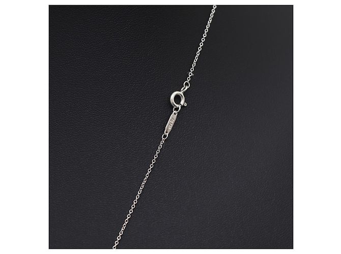 Tiffany & Co Collier avec pendentif clé et médaille Return to Heart en argent - vue 8