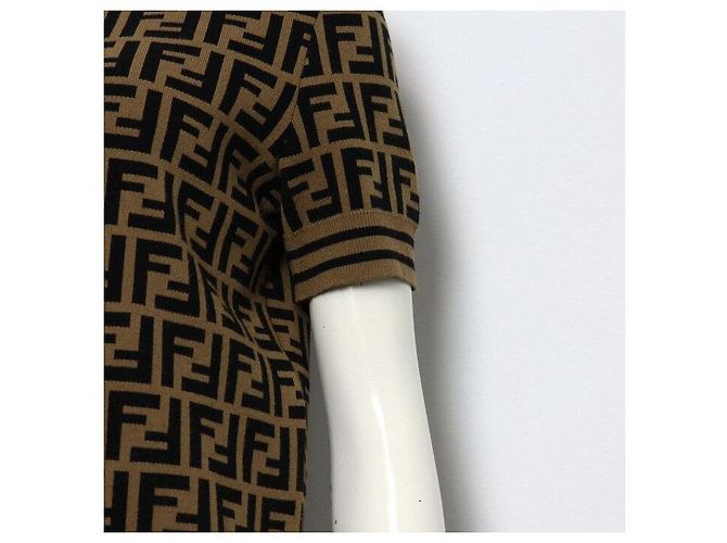 Fendi Klassischer Kurzarm-Strickpullover für Damen aus Wollmischung in Braun mit FF-Logo - vista 3