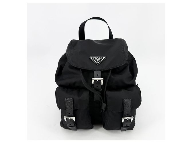Prada Re-Nylon Rucksack mit Dreiecks-Logo Schwarz - Ansicht 9