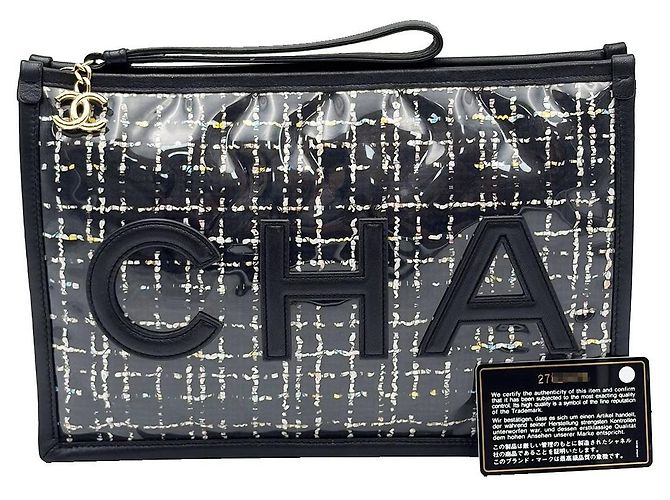 Chanel Clutch in PVC e Tweed Nero (Model - vista 3