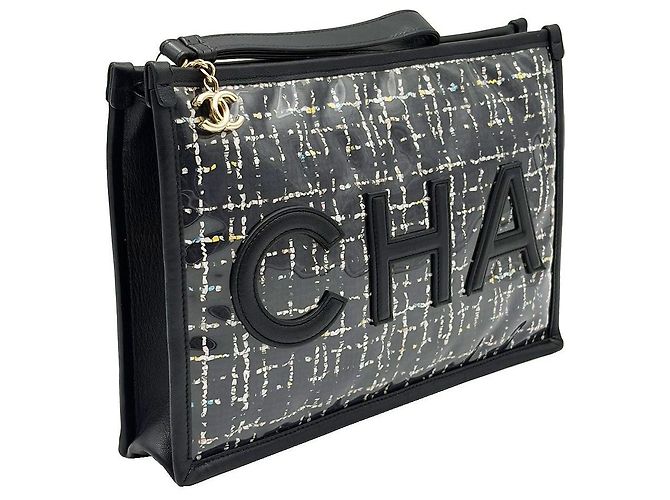 Chanel Clutch in PVC e Tweed Nero (Model - vista 4