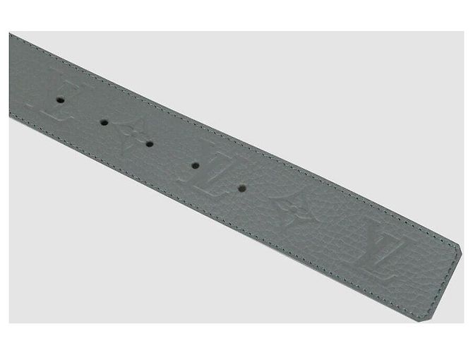 Louis Vuitton Monogram Reversible Belt - view 4