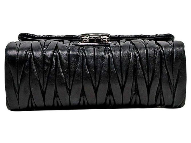 Miu Miu Borsa a tracolla matelassé nera con catena - vista 4