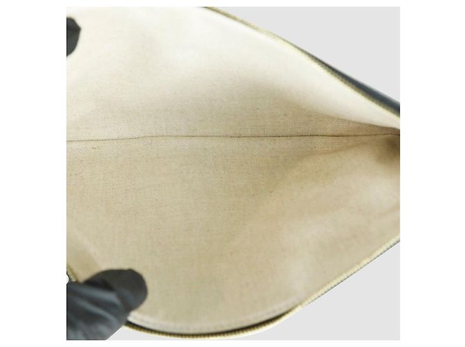 Céline Clutch mit besticktem Blumen-Logo - Ansicht 5