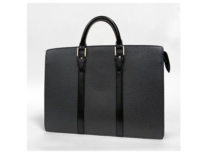 Louis Vuitton Borsetta Taiga Lozan - vista 14