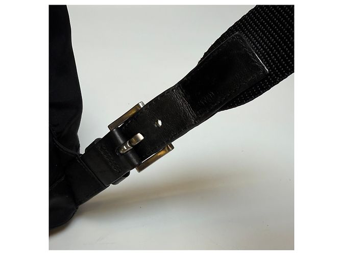Prada Zaino in nylon con due tasche Nero Medium - vista 15