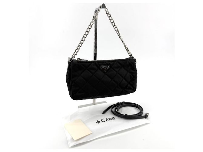 Prada Mini Borsa a Tracolla Matelassé in Re-Nylon con Catena - vista 2