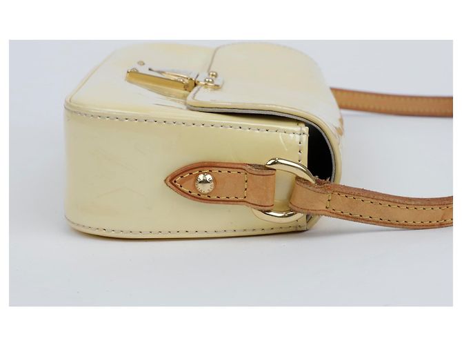 Louis Vuitton Borsa a tracolla Vernis Marly - vista 9