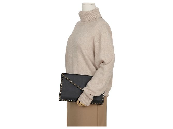 Valentino Clutch a Busta Rockstud in Pelle Nera - vista 11