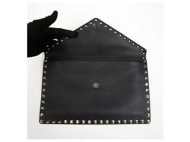 Valentino Clutch a Busta Rockstud in Pelle Nera - vista 8