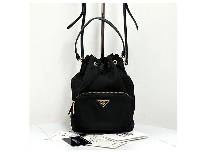Prada Nylon Triangle Logo Duet Bucket Bag Schwarz - Ansicht 6