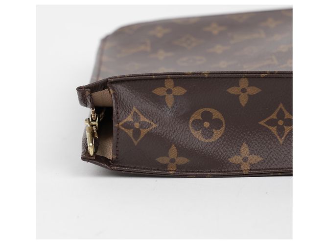 Louis Vuitton Pouch Toiletry Monogram Canvas - vista 5