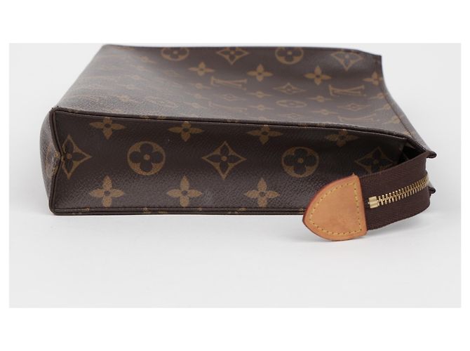 Louis Vuitton Pouch Toiletry Monogram Canvas - vista 7