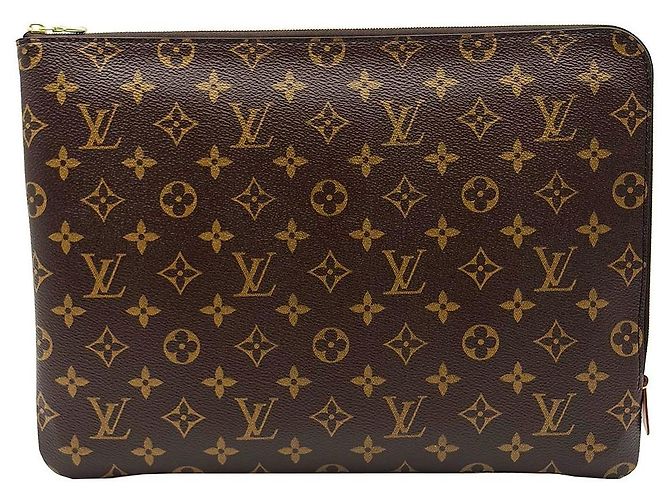 Louis Vuitton Clutch Monogram Canvas Etui Voyage MM - vista 2