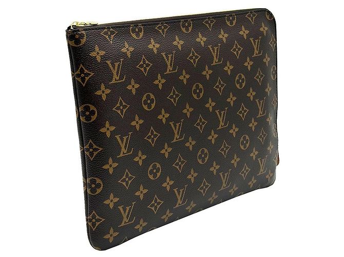 Louis Vuitton Clutch Monogram Canvas Etui Voyage MM - vista 4