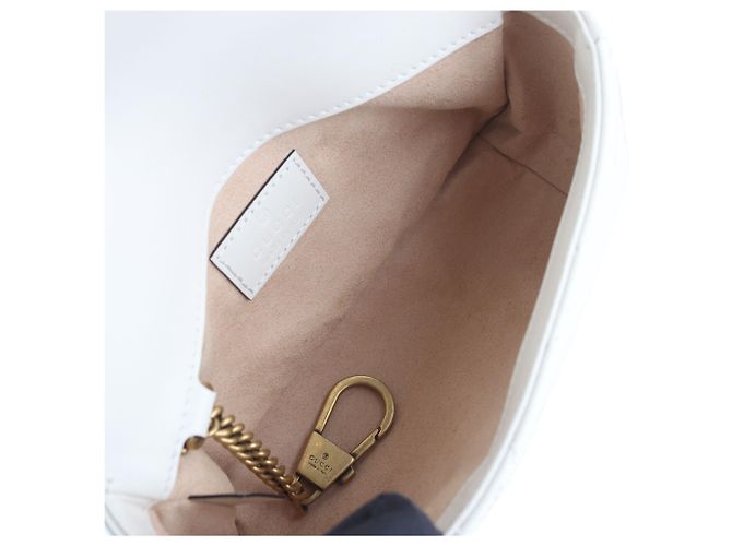 Gucci Borsa a tracolla super mini GG Marmont matelassé - vista 7