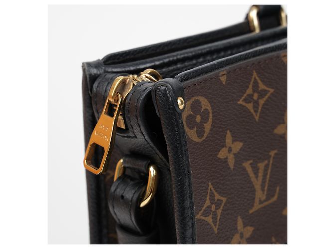 Louis Vuitton Borsa tote e a tracolla in tela Monogram e pelle MM Size Black - vista 17