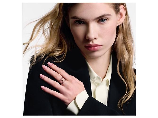 Louis Vuitton Iconic Ring Pink Gold - view 4