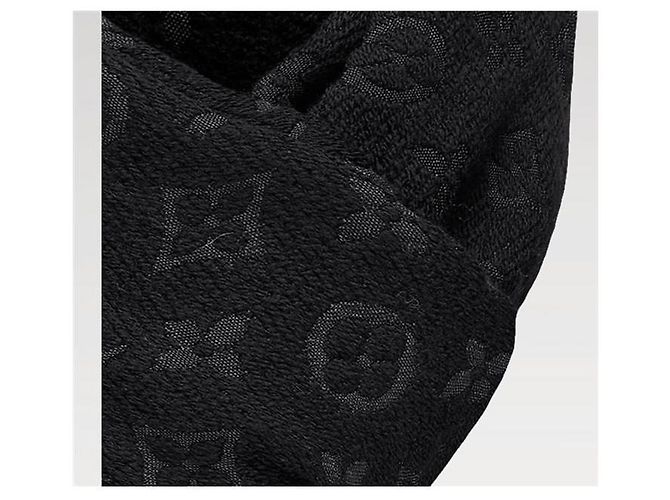 Louis Vuitton Monogram Classic Schal - Ansicht 3