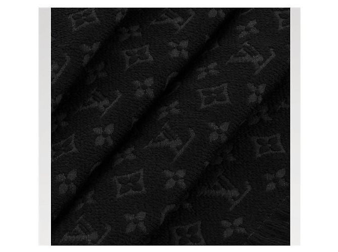 Louis Vuitton Monogram Classic Schal - Ansicht 5