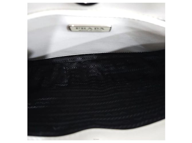 Prada Borsa a tracolla in pelle spazzolata - vista 8