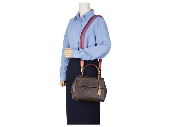 Louis Vuitton Borsa Tote Cluny BB Monogram Canvas - vista 21