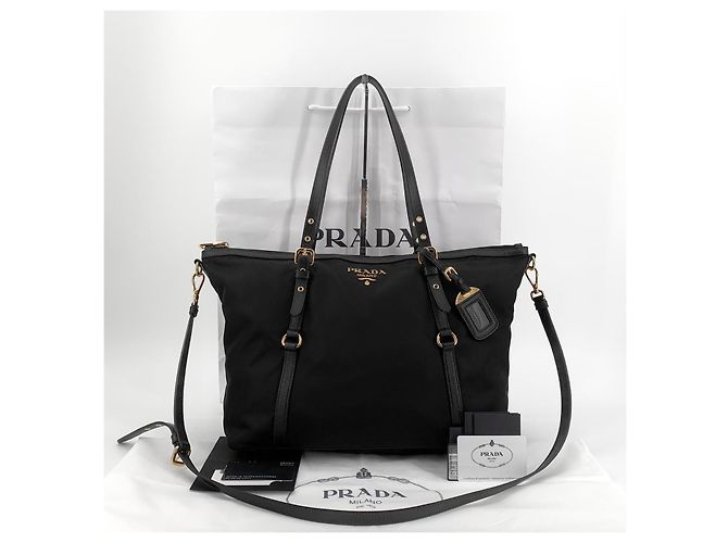 Prada Borsa Tote e Borsa a Tracolla in Nylon Saffiano con Logo Dorato - vista 9