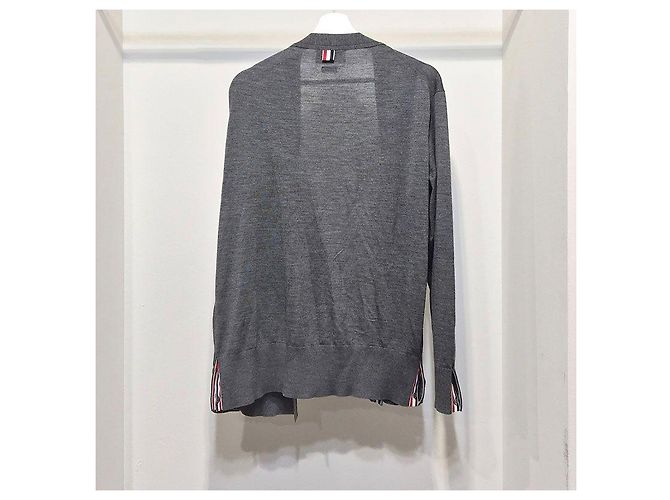 Thom Browne Klassischer Cardigan aus Schurwolle - Ansicht 3