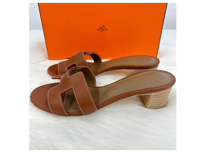 Hermès Sandali e Pantofole Oasis Gold - vista 3