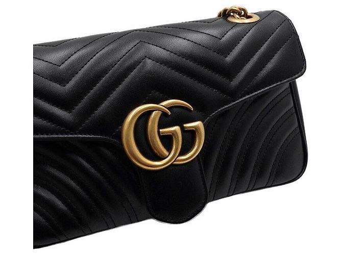 Gucci Bolsa de ombro matelassé chevron preta com corrente dourada - vista 9