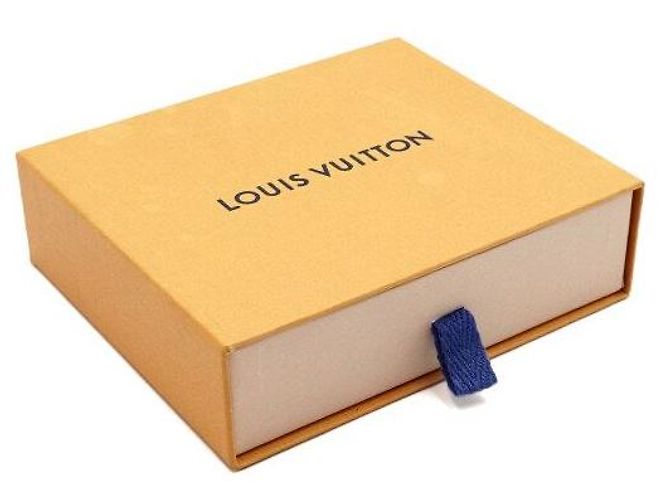 Louis Vuitton Pañuelo de seda Monogram Confidential - view 5