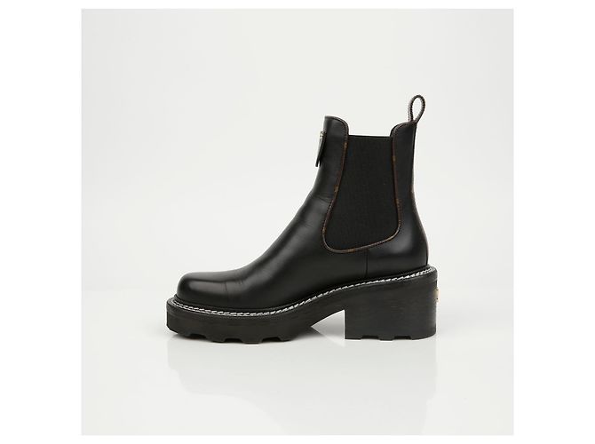 Botines Louis Vuitton de piel marrón - vista 9