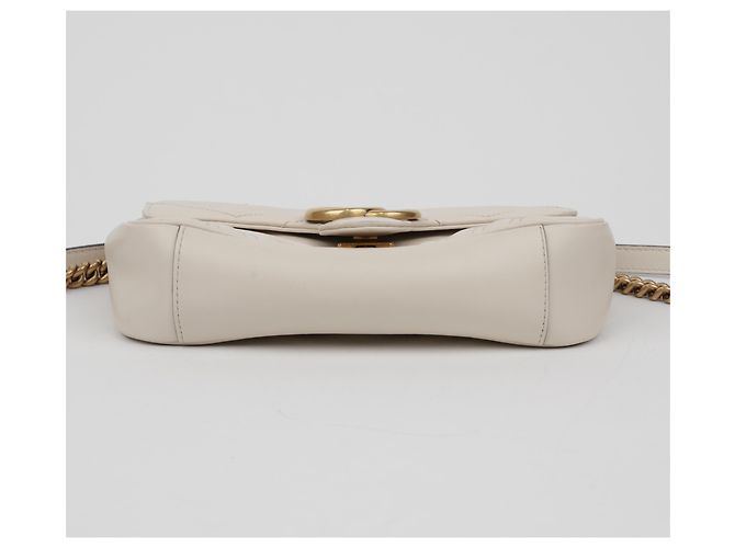 Gucci Borsa a tracolla Mini Matelassé Leather GG Marmont White - vista 6