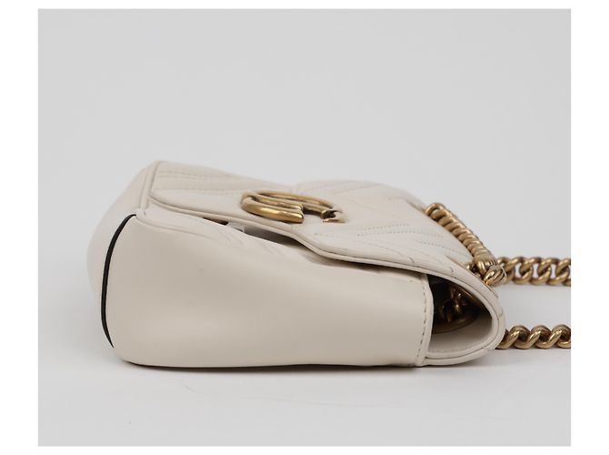 Gucci Borsa a tracolla Mini Matelassé Leather GG Marmont White - vista 8