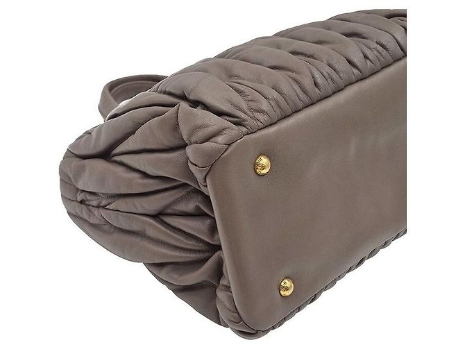 Miu Miu Borsa Tote e Borsa a Tracolla Matelassé - vista 7