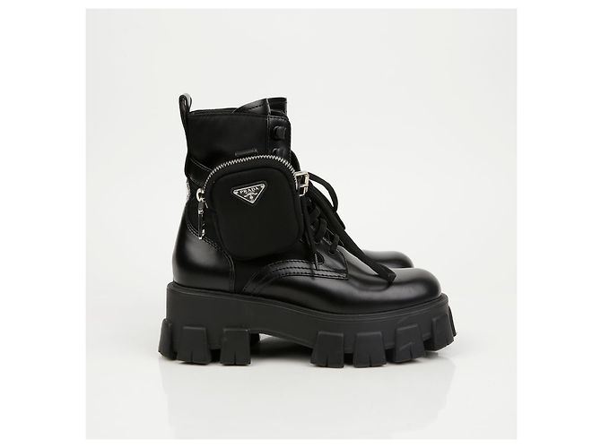 Prada Stivali Monolith in pelle e nylon nero - vista 3
