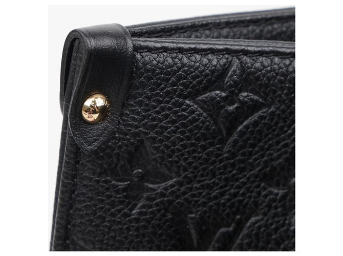 Louis Vuitton Sac à épaule OnTheGo MM Tote - vue 18