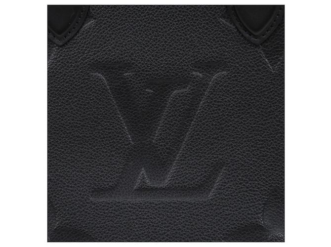 Louis Vuitton Sac à épaule OnTheGo MM Tote - vue 3
