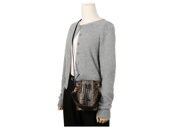 Fendi Montrezzo Mini Leather Tote Bucket Bag Brown - vista 11