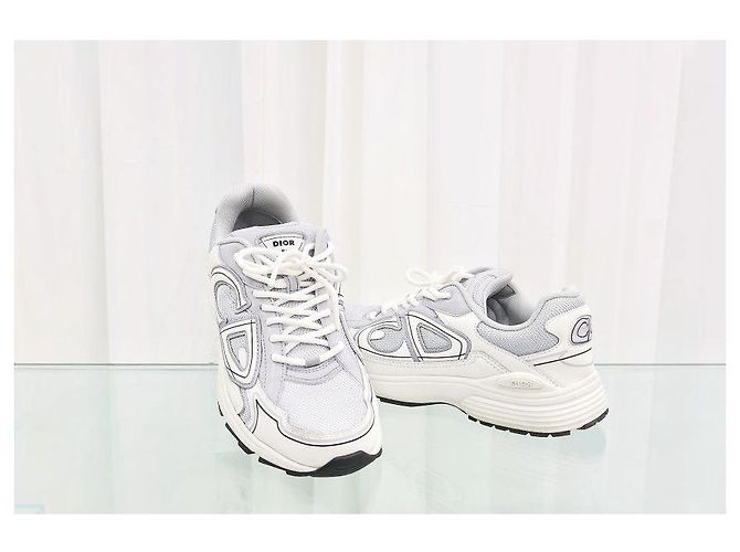 Dior Sneaker aus Mikrofaser-Mesh - Ansicht 2