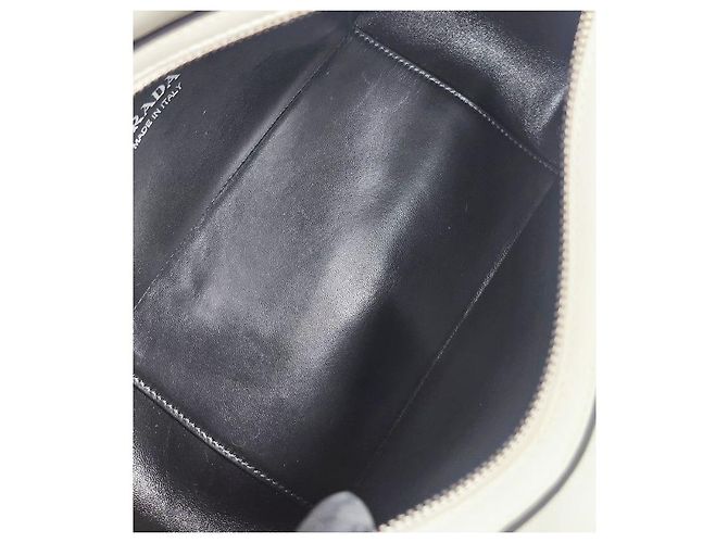 Prada Supernova Tote Bag aus gebürstetem Leder - Ansicht 12