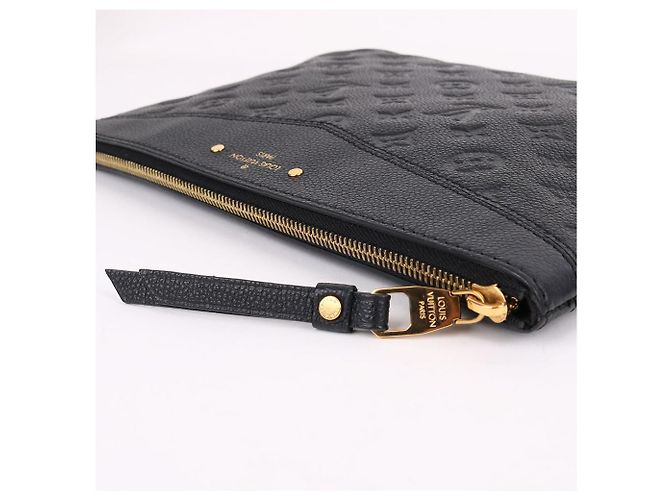 Louis Vuitton Clutch Daily Nera - vista 6