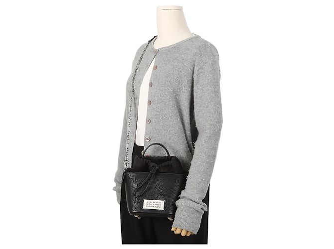 Maison Martin Margiela Picca borsa secchiello in pelle nera - vista 10