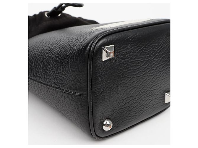 Maison Martin Margiela Picca borsa secchiello in pelle nera - vista 7