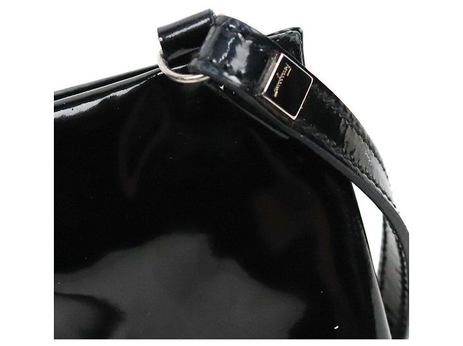 Salvatore Ferragamo Borsa a tracolla in vernice nera con fiocco - vista 11