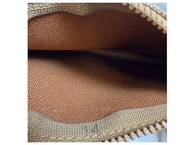 Céline Macadam Schultertasche mit Kordelzug Beige (Grad enthält Beutel) - Ansicht 20