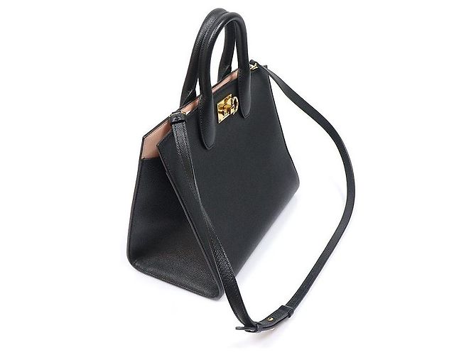Salvatore Ferragamo Studio Box Bag Medium aus schwarzem Kalbsleder - Ansicht 3