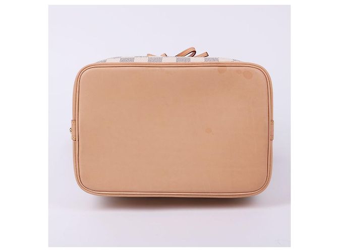 Louis Vuitton Borsa a tracolla Noé BB Bucket - vista 9